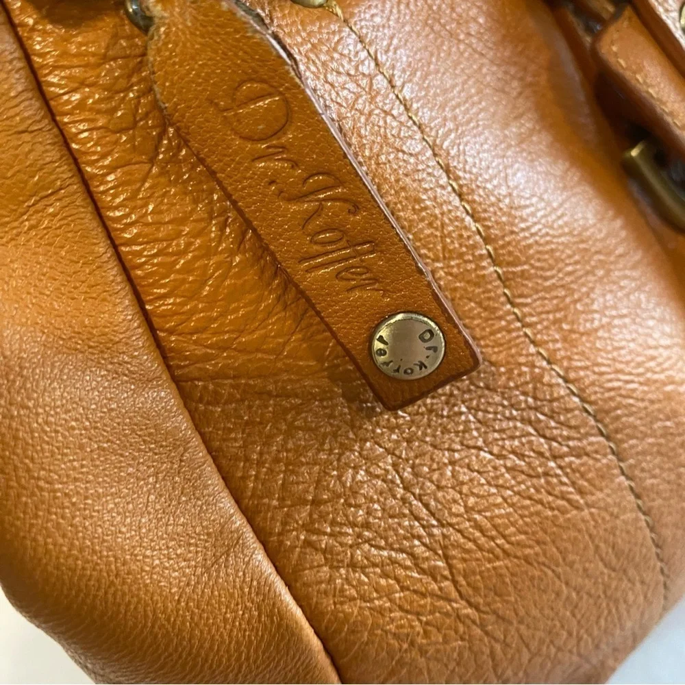 Dr. Koffer Tan Leather Satchel Structured Design Double Handles w/ Coin Purse